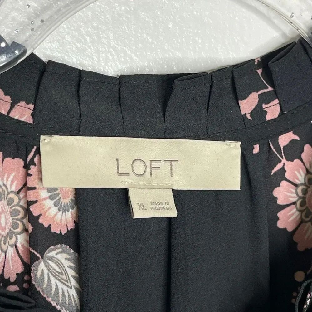 Loft LOFT Black Pink Floral Ruffle Edge Split Neck Sleeveless Blouse Women’s XL - Picture 7 of 9